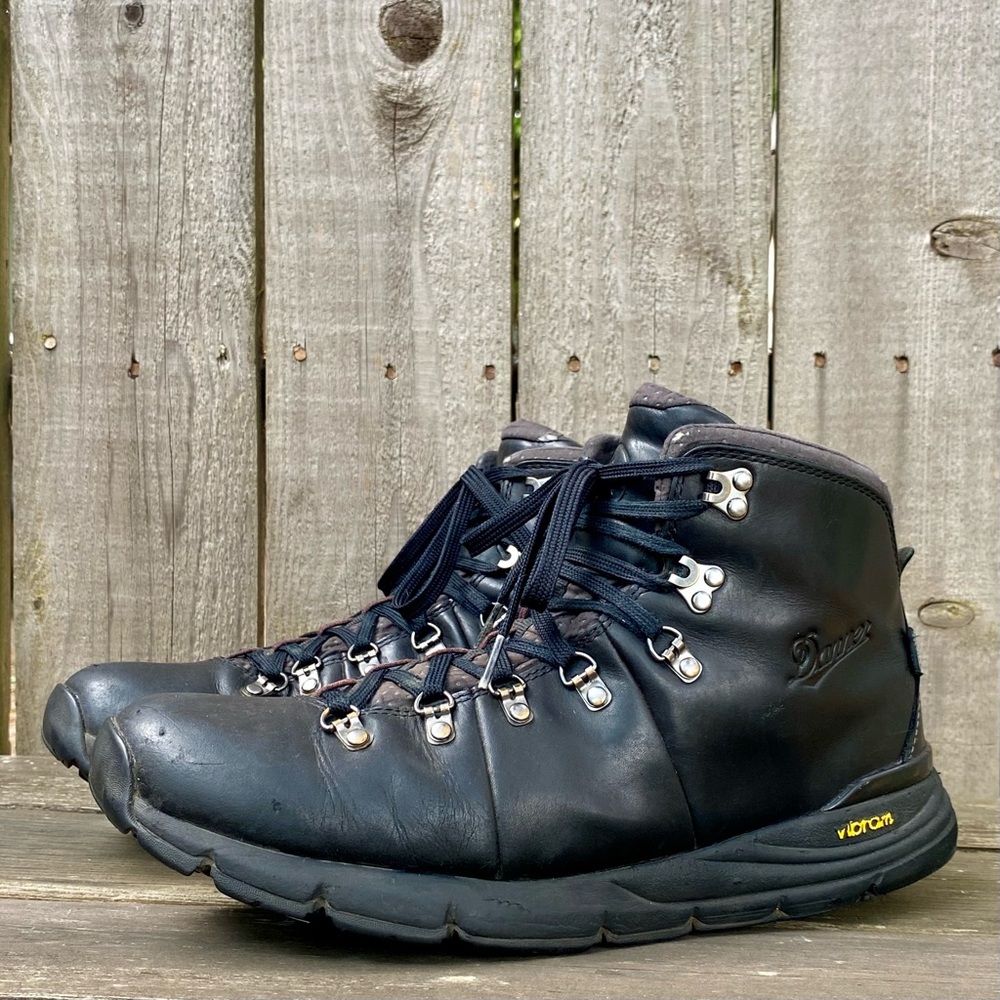 DANNER Mountain 600 Waterproof Hiking Boots
